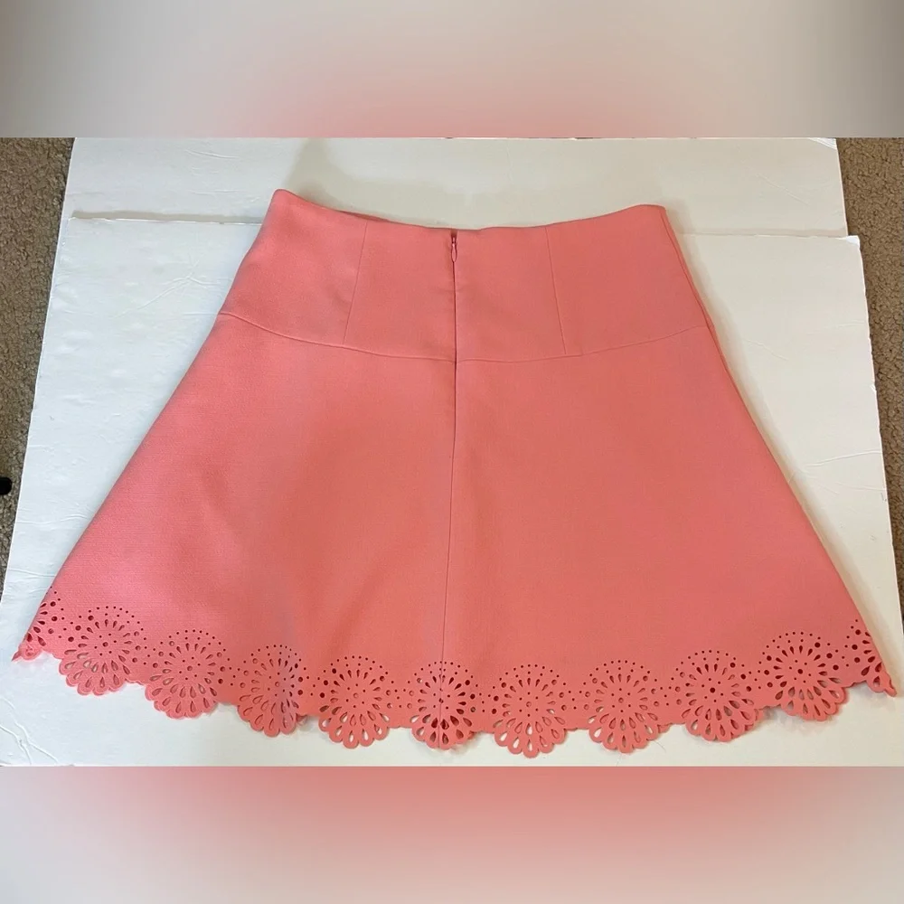 LOFT Ann Taylor Pink Scalloped Lasercut Skirt Ponte Knit Women's Size 4